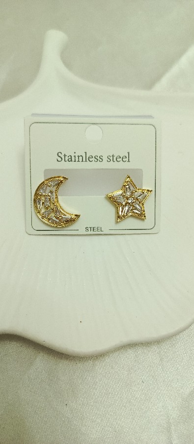 ay yıldızlı küpe