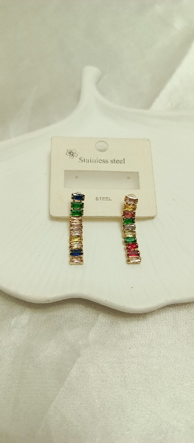 renkli su yolu küpe